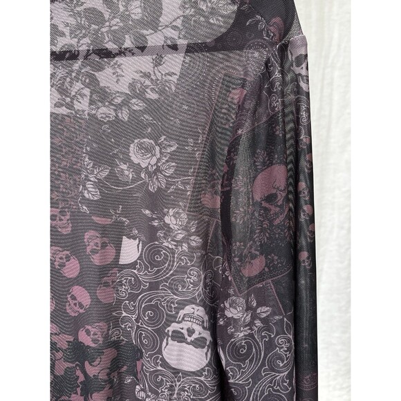 Social Collision Skull Floral Mesh Sheer Cropped Top Plus Size 2 (2XL) - Picture 3 of 10